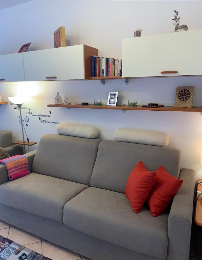 Apartamento Il Porticciolo Bellano Exterior foto