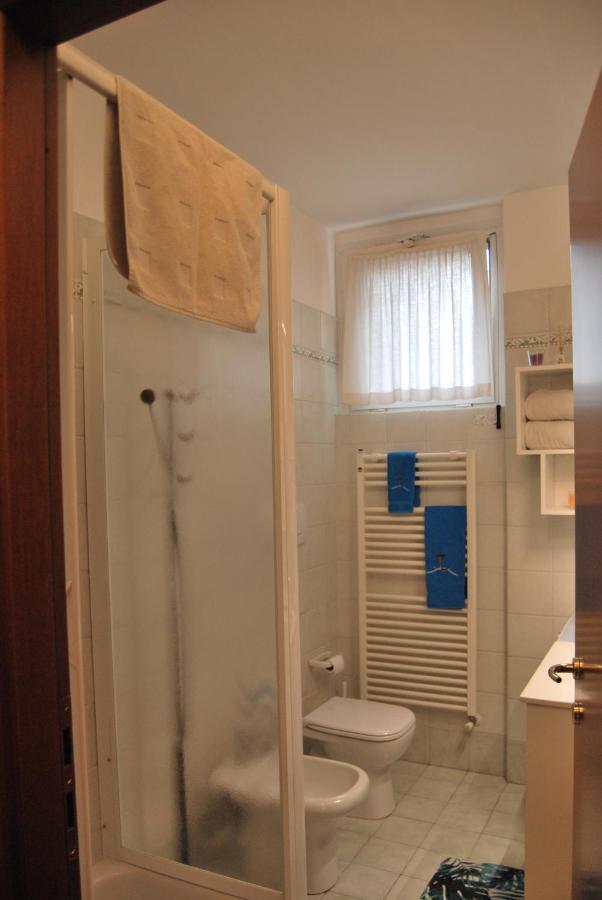 Apartamento Il Porticciolo Bellano Exterior foto