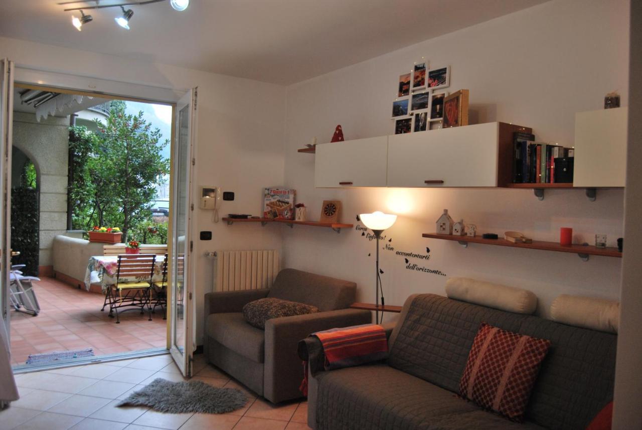 Apartamento Il Porticciolo Bellano Exterior foto