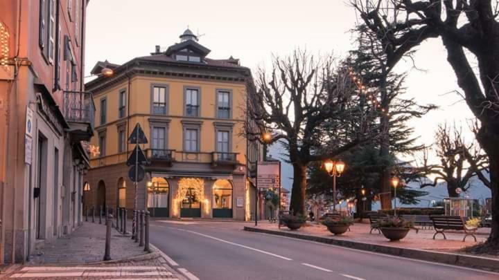 Apartamento Il Porticciolo Bellano Exterior foto