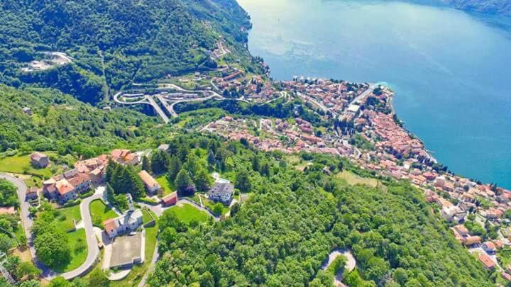 Apartamento Il Porticciolo Bellano Exterior foto